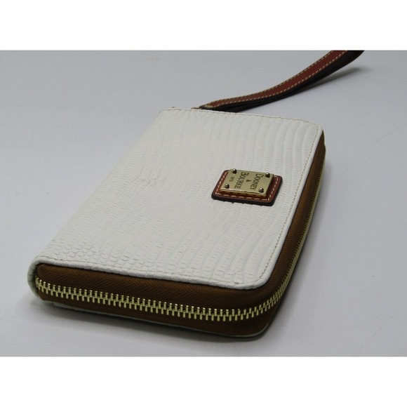 DOONEY & BOURKE White Lizard Embossed Leather Zip Wristlet Wallet - NEW - Picture 8 of 11